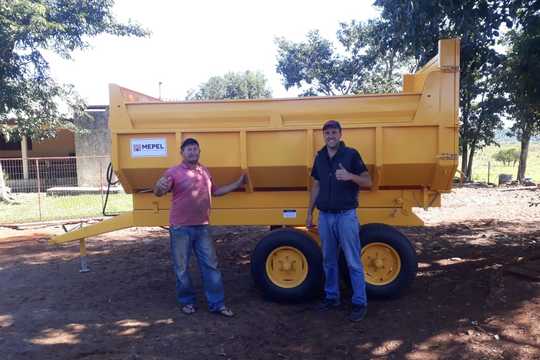 Entrega menegazzo maquinas agricolas %283%29